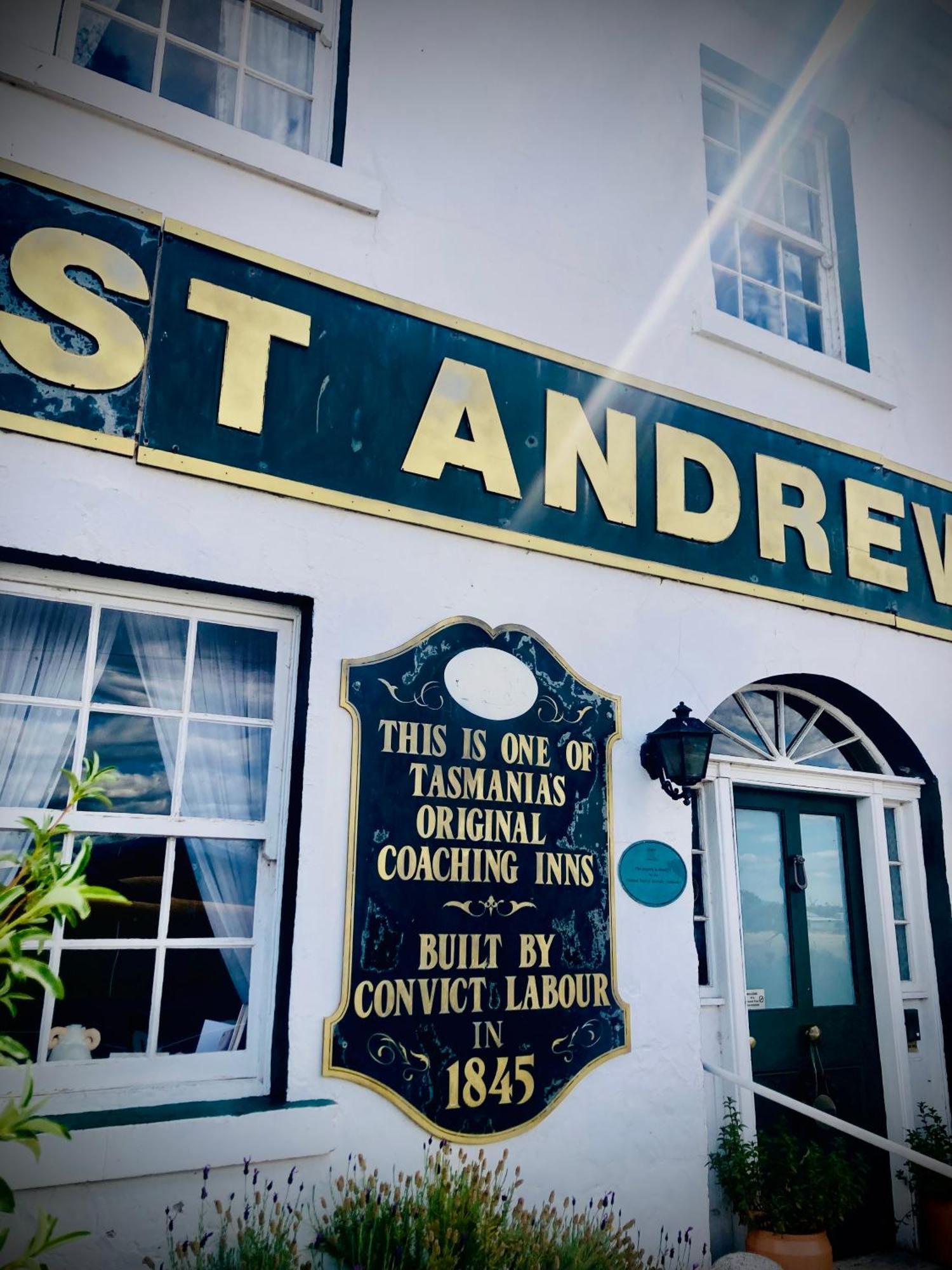 St Andrew'S Inn Conara Junction Exterior photo
